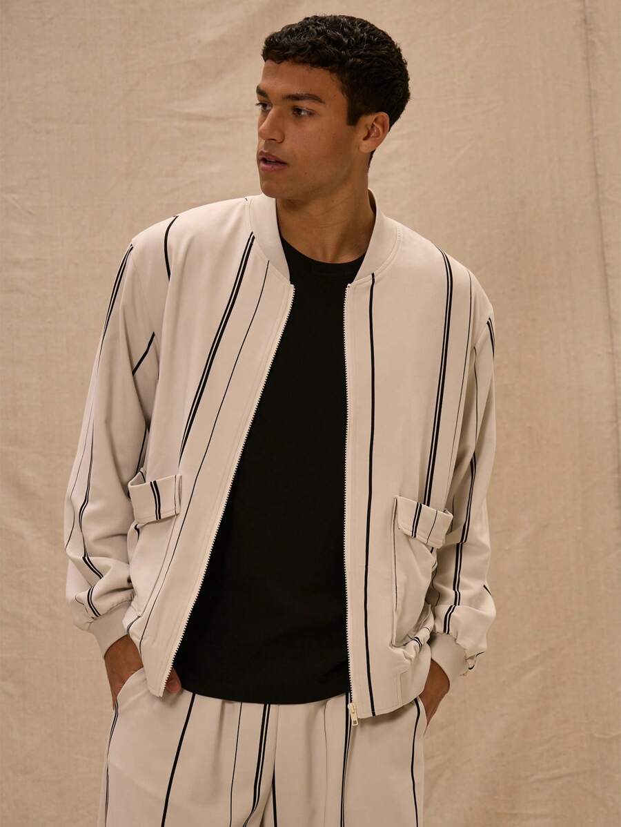 Musero 条纹前袋细节，袖口收紧的飞行员夹克（仅限一件） - 米色 - 查看 1