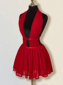 SHEIN ICON Robe de slip mini dos nu évasée surdimensionnée avec profond décolleté en V