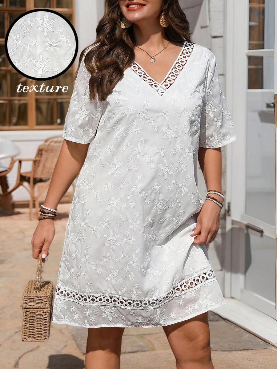 SHEIN Clasi 大码休闲日常连衣裙，简约而时尚