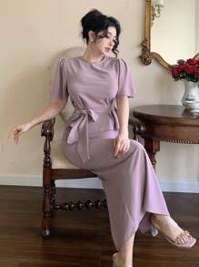 DAZY Conjunto de 2 peças Elegante, composto por Blusa de Mangas Curtas com Babados de Gola Redonda e Uma Cor Sólida, e Saia Midi com Bainha Peixe - Roxo - Visão 7