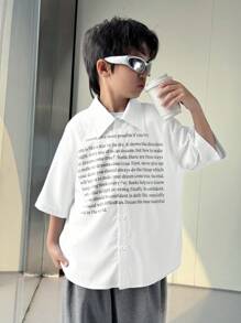 2 Stücke/Set Tween-Jungen Lässig Koreanischer Stil Buchstaben- und Grafik Muster Kurzarm Hemd und weite 7/8 Hose Set