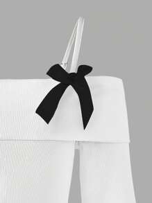 Elladie kids 这款专为少女设计的新款长袖吊带背心，采用露肩设计和蝴蝶结装饰，现已上市。它舒适、时尚、优雅、甜美、可爱、活泼、独特，是少女装扮的必备单品。 - 白色 - 查看 4