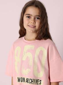 Youth 850 Logo Crop T-Shirt Sumwon Archives Streetwear Boxy Cut Summer Fashion Numbers Print Casual Leisure Comfort Everyday Wear - Pink - View 3