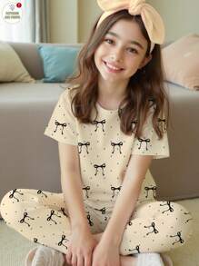 SHEIN 波尔卡圆点蝴蝶结印花，米色，青少年女孩休闲简约短袖上衣和裤子家居服，紧身剪裁，春夏 - 彩色 - 查看 1