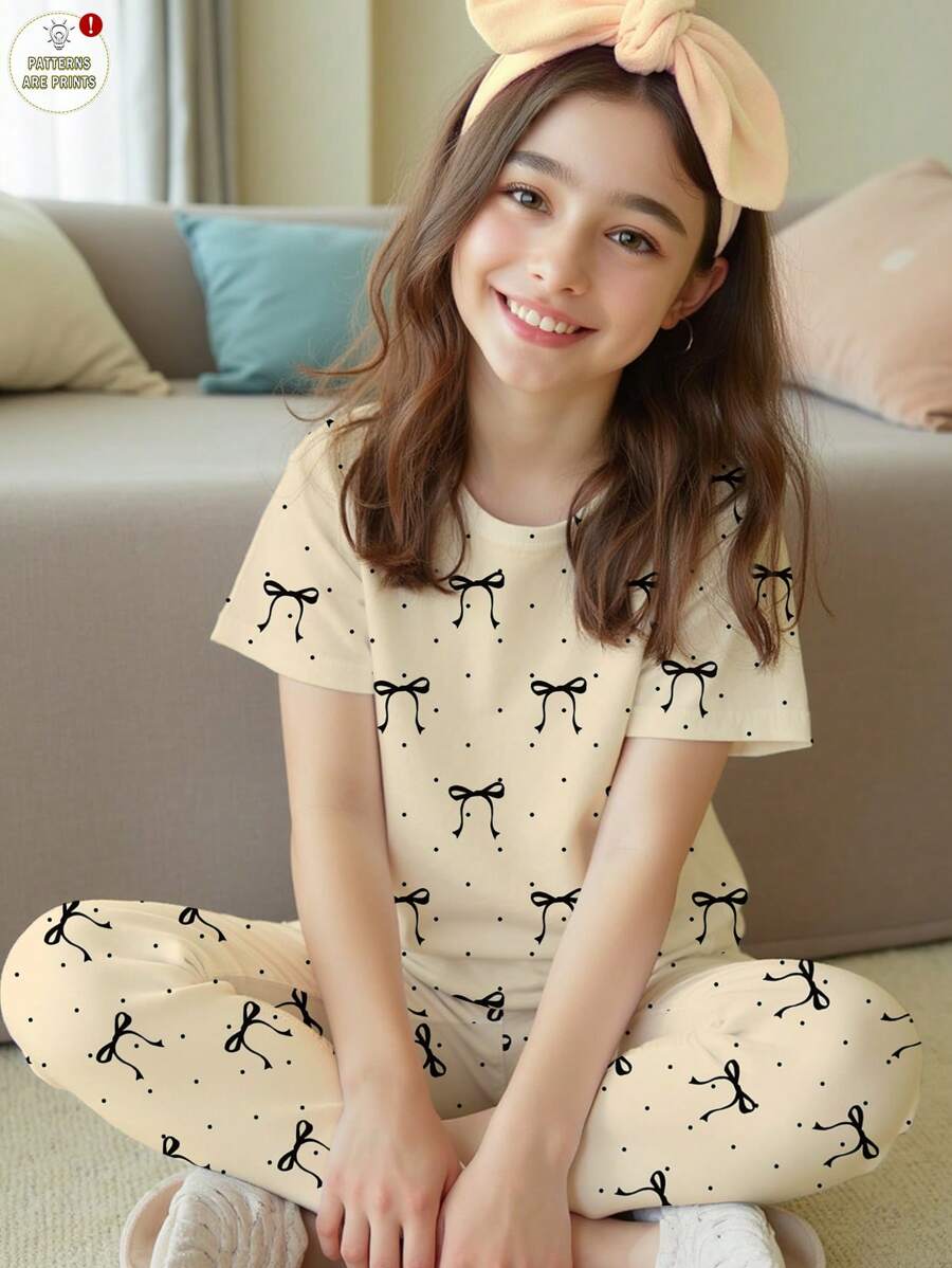 SHEIN 波尔卡圆点蝴蝶结印花,米色,青少年女孩休闲简约短袖上衣和裤子家居服,紧身剪裁,春夏 - 彩色 - 查看 1