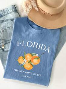 SHEIN LUNE 大码水果字母印花短袖 T 恤，休闲度假 - 霧霾藍 - 查看 1