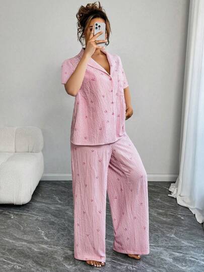 Firerie مجموعة قميص وبنطلون 2 قطعة بتصميم عقدة الفراشة مخطط باللون الأحمر والأبيض ، لارتدائه في المنزل والخروج ، أزياء رسمية جديدة بتصميم قميص وردي اللون مخطط بالأحمر والأبيض وبنطلون رسمي مستقيم ، قميص مخطط بخطوط متباينة وبنطلون رسمي مستقيم ، ملابس نسائية لحفلات التخرج وحفلات المناسبات