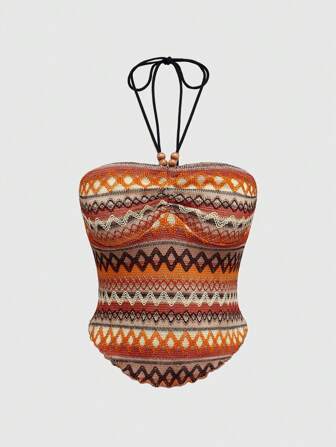 Top sin mangas a rayas de estilo hippie y vacaciones, minimalista y a la moda, adecuado para el verano