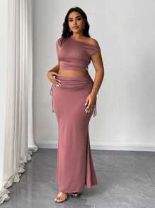 SHEIN Unity Plus Size Women 2pcs Set Asymmetric Collar Cropped Top And Long Skirt - Rusty Rose - View 1