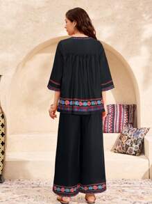 SHEIN Leap Crew Teen Girls' Vintage Ditsy Floral V-Neck Loose Blouse And Pants Set, Black Color, Spring/Summer, Valentine's Day, Vacation, Boho Style - Black - View 2