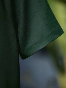 VIVINTIMO Kemeja Kasual Pria Lengan Pendek Kancing Tunggal Motif Geometris untuk Liburan. - Dark Green - View 6