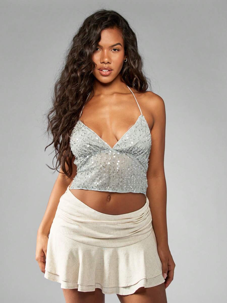 MISSGUIDED 亮片露背短款上衣派对俱乐部节日闪亮系带 V 领节日夏日晚间金属银色无袖紧身胸衣 - 米色 - 查看 1
