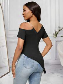 SHEIN Clasi Elegantes Damen T-Shirt mit offener Schulter, Perlenkette und asymmetrischem Saum