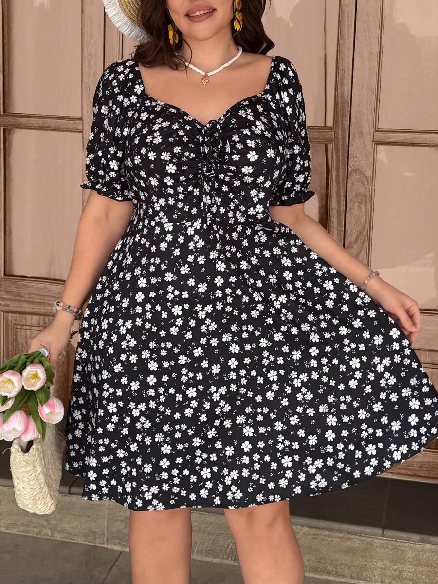 SHEIN VCAY 大码连衣裙 圣托里尼岛希腊服装 伊比萨岛服装 碎花连衣裙 女士夏季服装 复活节服装 女士节日服装 伊比萨岛服装 纳什维尔服装 伊比萨岛服装 休闲波西米亚风牛仔装 女士早午餐服装、沙滩裙、太阳裙、节日服装 - 黑與白 - 查看 1