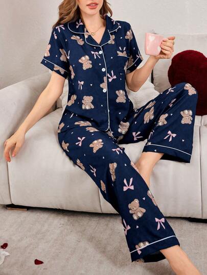 SHEIN Bubble Wrinkle Bear & Bowknot Printed Short Sleeve Pajama Set