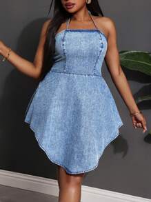 SHEIN SXY Vestido de verano de talla grande para mujer en azul marino de mezclilla con escote halter, vestidos de mujer elegantes para vacaciones en estilo bohemio y tropical, vestido de playa, vestido mini para mujer en color azul de verano