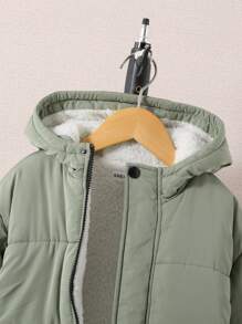 SHEIN Young Boy Letter Graphic Flap Pocket Drop Shoulder Hooded Padded Coat - Army Green - View 5