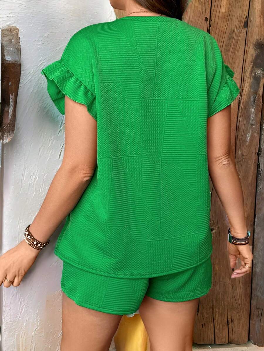 EMERY ROSE Plus Size Women 2pcs Set Casual Knitted Textured Round Neck Ruffle Sleeve Crop Top And Elastic Waist Shorts, Summer - Green - View 1