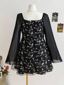 SHEIN WYWH Plus Size Women's Spring Romantic Floral Embroidered A-Line Mini Dress With Bell Sleeve, Vacation-Style - Black - View 2