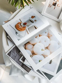 SHEIN 1 pieza Fondo fotográfico minimalista tipo revista inglesa, prop para fotografía, transmisión en vivo o exhibición de estilo callejero, mejor regalo de cumpleaños para decoración del hogar - Multicolor - Ver 7