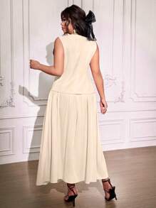 SHEIN Unity Bộ 2 chiếc áo vest và váy xếp li trang trí hoa cỡ lớn - Màu be - Xem 2