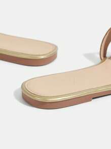 CUCCOO TILAWA Women's Red Fashion Metal Buckle Flat Sandals - Gold - View 5