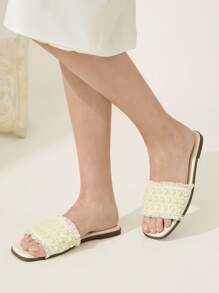 CUCCOO CHICEST 女士时尚珍珠串珠花朵编织平底凉鞋，优雅百搭，适合度假 - 米色 - 查看 5
