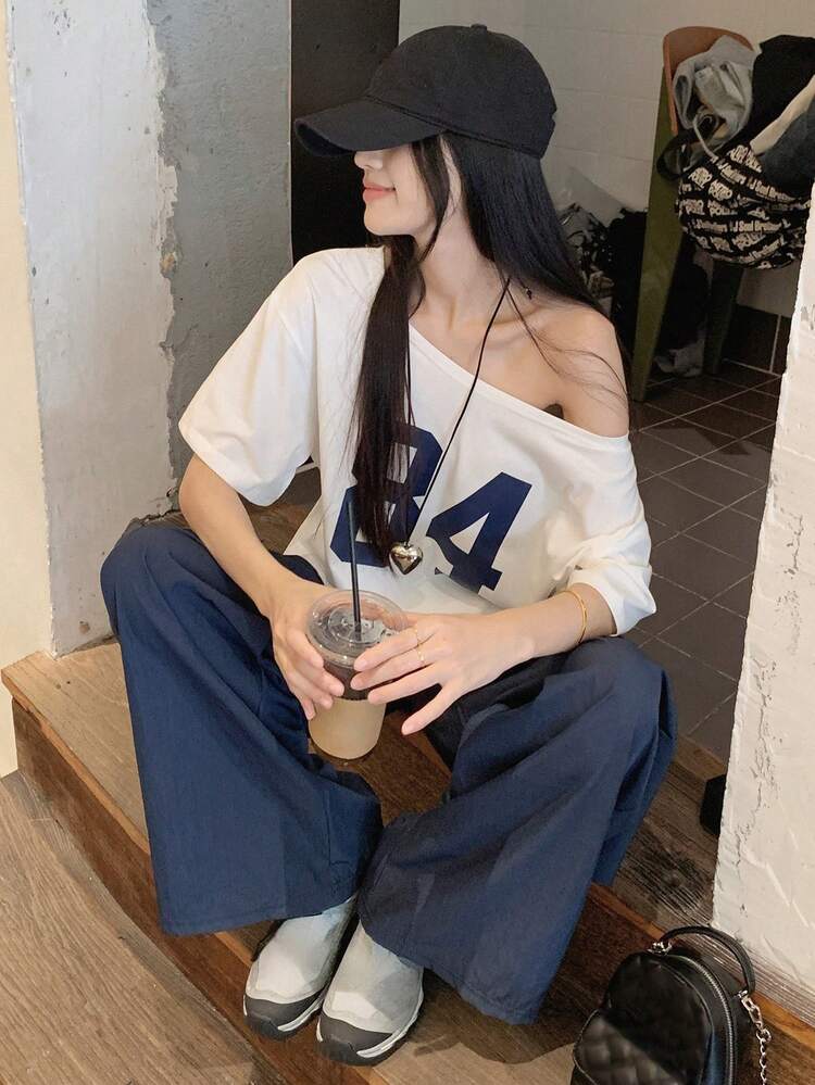 Versatile Loose Casual Shoulder-Exposing Printed T-Shirt