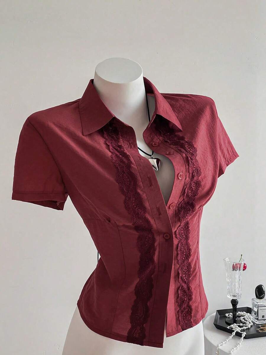 Elamini 纯色复古蕾丝拼布纯色修身短袖女式衬衫