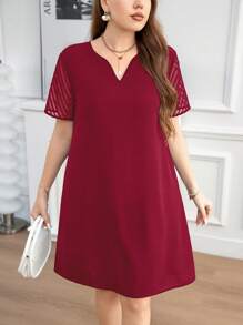 SHEIN Clasi 大码女式 V 领短袖直筒连衣裙 - 酒紅色 - 查看 5