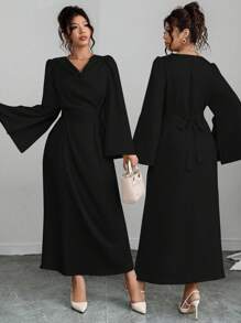 SHEIN LUNE 加大码纯色垂坠领简约休闲日常连衣裙长款女装 - 黑色 - 查看 1