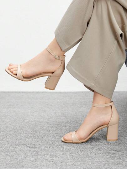 CUCCOO BIZCHIC 女士时尚漆皮踝带舒适中跟粗跟凉鞋，适合通勤、约会、派对、婚礼、度假、购物