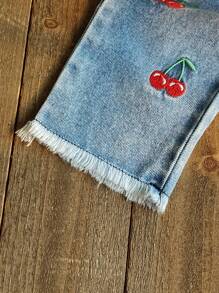 SHEIN Vintaside Kids 2pcs/Set Baby Girls Outfit, Includes Red Round Neck Cap Sleeve Top And Cherry Embroidered Denim Pants, Sweet Style, Versatile For Everyday Wear, Outdoor Play, Indoor Comfort And Casual Gathering