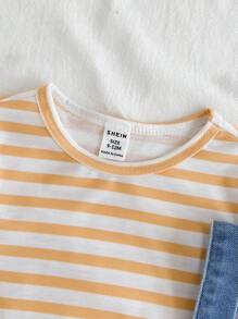 Vintaside Kids Baby Jungen Sommer Rundhals Kurzarm gestreiftes Lässig T-Shirt kombiniert mit Jeans-Latzhosen, geeignet für den Alltag, Lässig, Outdoor-Aktivitäten und Veranstaltungen. Das einfache und bequeme Design verleiht eine entspannte, stilvolle Erscheinung.