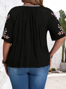 EMERY ROSE Plus Size Short Sleeve Shirt, Stylish And Suitable For Summer - Black - View 2