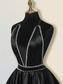 SHEIN ICON Spring Summer Outfits For Women  Concert Outfit Women Backless Wedding Guest Dress Women Deep V Neck Rhinestone Decor Ruffle Hem Mini Skater Dress - Black - View 4