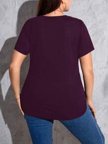 SHEIN Essnce Plus Size Solid Color Short Sleeve Round Neck T-Shirt, Minimalist Fashion, Suitable For Summer Purple