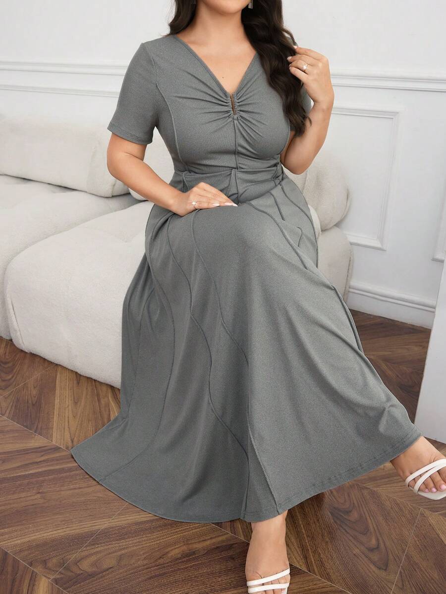 Modelyn 大码夏季优雅纯色收腰长裙 - 灰色 - 查看 1