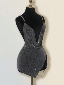 SHEIN ICON Vestido mini con cuello en V exagerado, decoración de piedras rhinestone, espalda descubierta con criss-cross y abertura alta en la falda - Negro - Ver 7