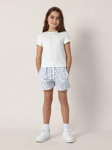 SUMWON Conjunto casual de verano para niñas pre-adolescentes con camiseta de bebé con estampado de leopardo y pantalones cortos deportivos a juego, conjunto de prendas de estar en casa perfecto para actividades de primavera y verano