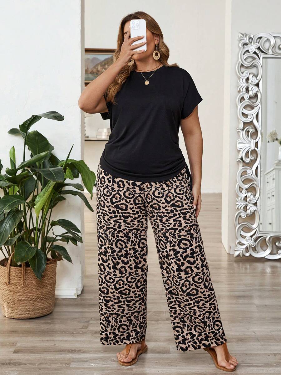 EMERY ROSE Plus Size Crew Neck Short Sleeve Drawstring Solid Black T-Shirt And Leopard Printed Pants 2pcs/Set,Summer Smart Casual Everyday Vacation Boho Outfits - Black - View 1