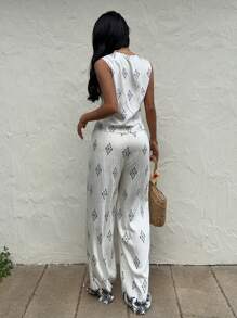 SHEIN Frenchy Conjunto informal de 2 piezas de estampado integral compuesto por top sin mangas y pantalones para vacaciones y estilo bohemio, atuendo de verano y para la playa para mujer