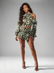 MISSGUIDED Two-Piece Ruffle Trim Crop Top And Mini Skirt Set Butterfly Print Party Outfit With One Shoulder Design Special Occasion Summer Coordinates - Multicolor - View 3