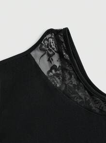 ROMWE Goth Punk Skull Handgun & Rose Print Music Festival Tank Top With Rhinestones & Lace For Women - Black - View 4