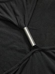 ROMWE Grunge Punk Y2K 复古骷髅翼心形印花水钻露背挂脖背心（女款） - 黑色 - 查看 3