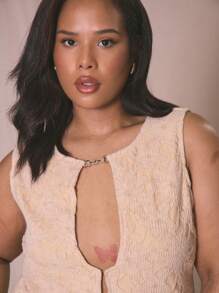 MUSERA Große Größen Ausschnitt Ketten-Detail Blume gefüttertes Strick-Ärmelloses Top für Feiertage, elegant - Creme - Übersicht 4