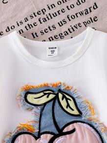 SHEIN 2pcs Young Girl Girls Casual Outfit Set - White Embroidered Cherry Knit Round Neck Tee + Pink Flared Pants, Comfortable Summer Suit For Children