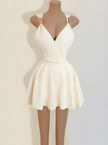 Zolique 女士性感十字领金属扣装饰褶皱露背系带褶皱下摆迷你连衣裙