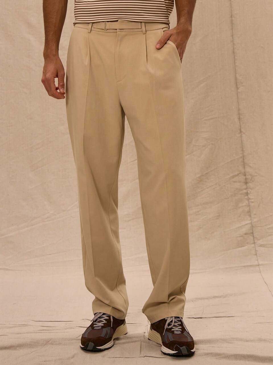 Tailored Buckle Front Detail Linen Pants Only