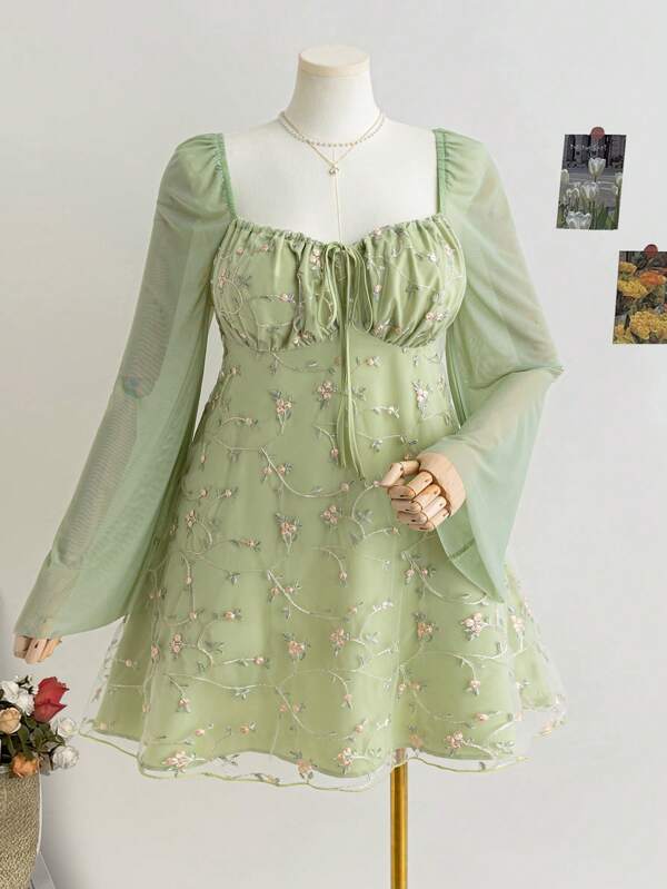 Soleia Vestido corto de línea A con mangas de campana, bordado floral y malla para mujer de talla grande, ideal para vacaciones de primavera